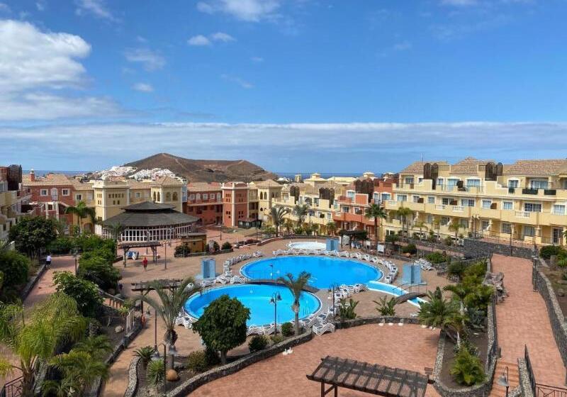 Apartamentos Granada Park