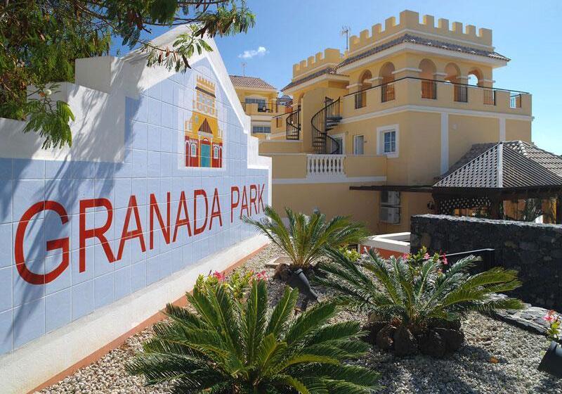 Apartamentos Granada Park