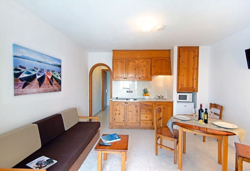 Apartamentos Mar Blanca