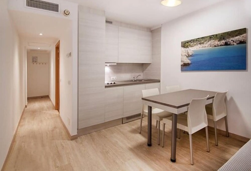 Apartamentos Sol Y Vera