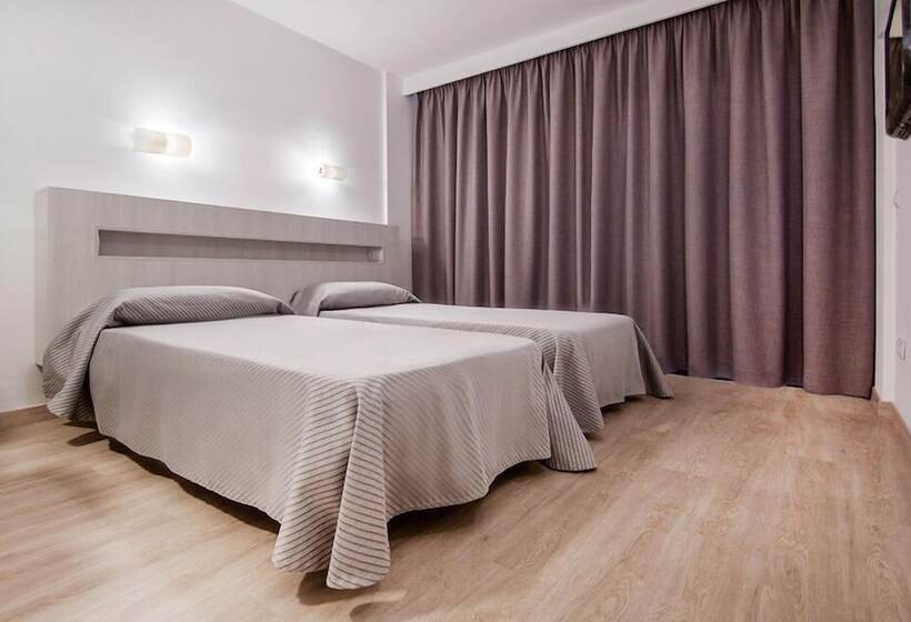 Apartamentos Sol Y Vera