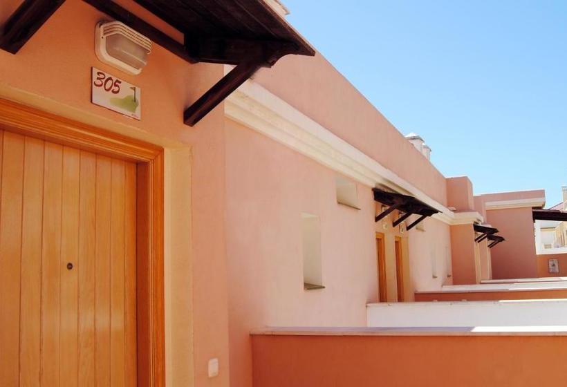 Apartamentos Turísticos Añoreta