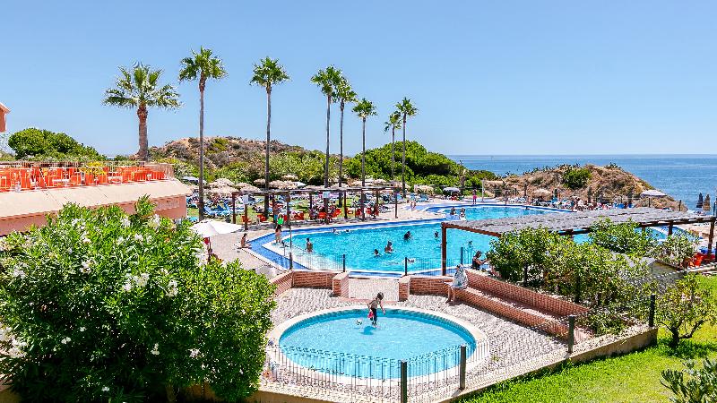 Auramar Beach Resort