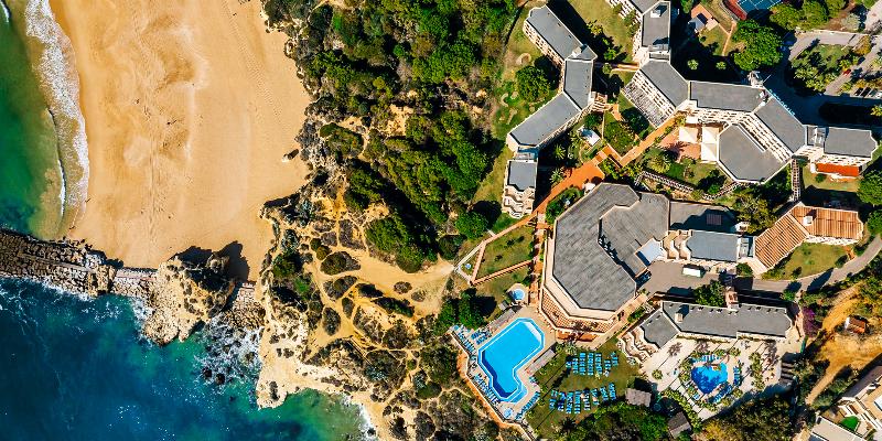 Auramar Beach Resort