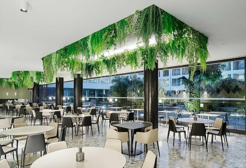 Azoris Royal Garden - Leisure & Conference Hotel