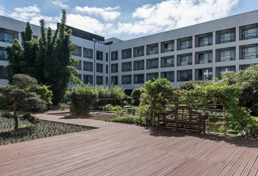 Azoris Royal Garden - Leisure & Conference Hotel