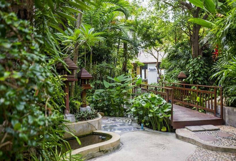 Baan Haad Ngam Boutique Resort