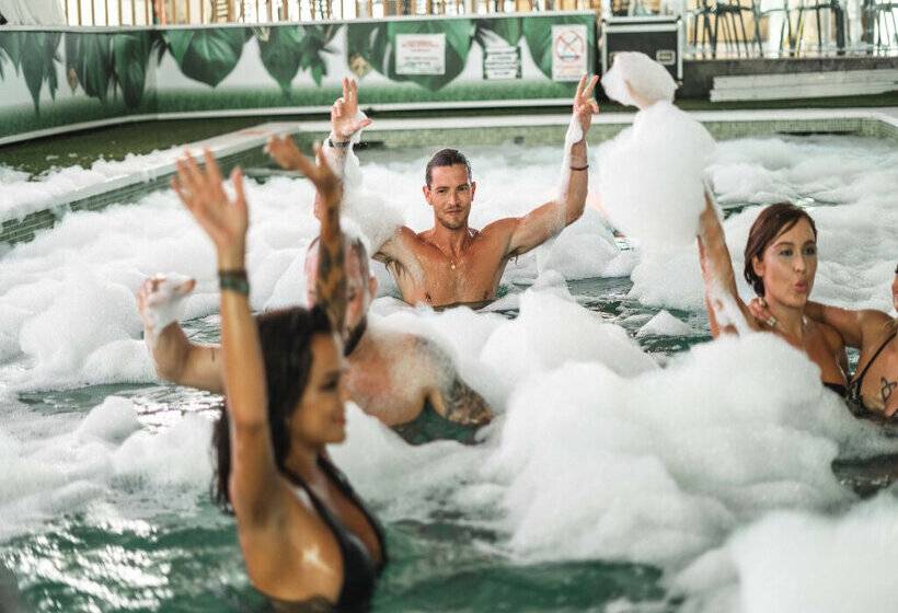 BC Music Resort - Adults Only