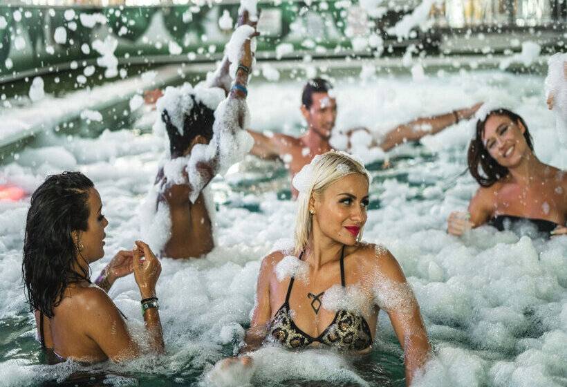 BC Music Resort - Adults Only