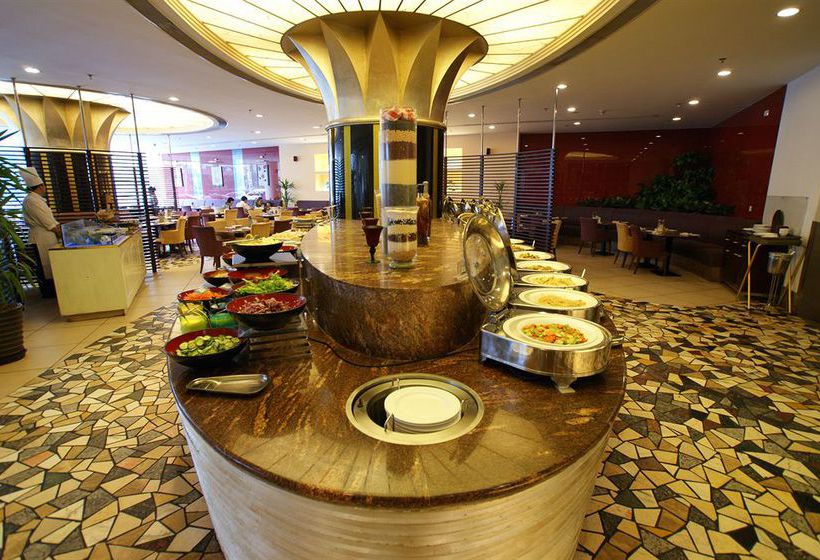 هتل Equatorial Qingdao