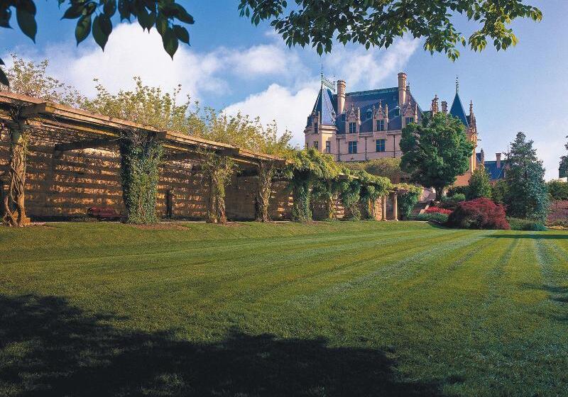 Crowne Plaza Resort Asheville, An Ihg