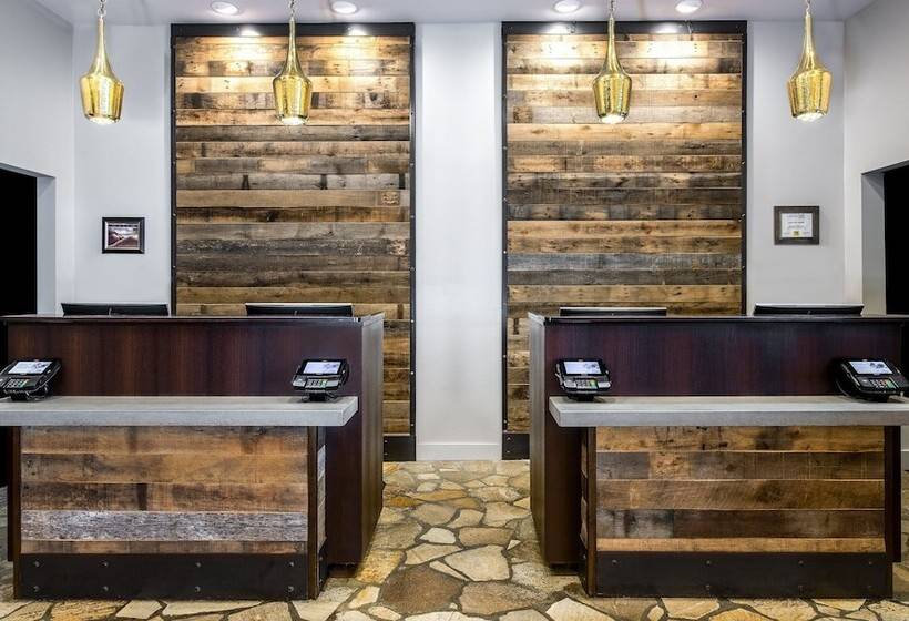 Crowne Plaza Resort Asheville, An Ihg