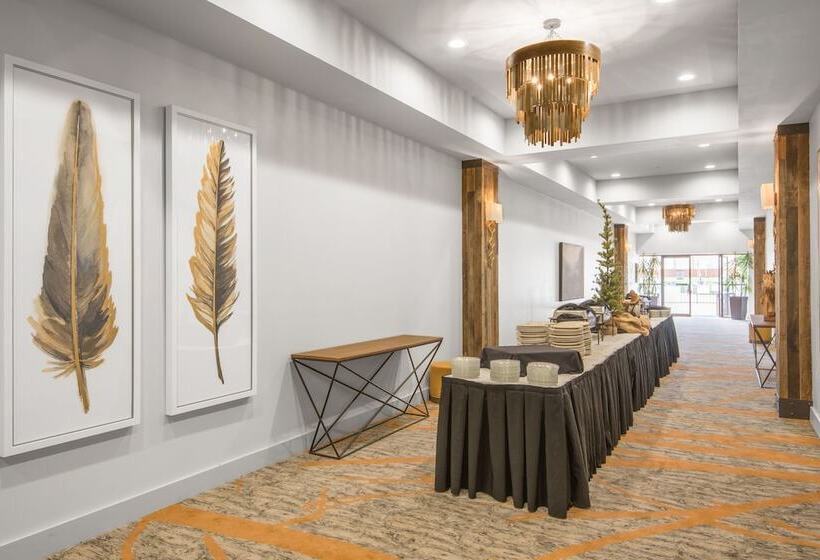 Crowne Plaza Resort Asheville, An Ihg