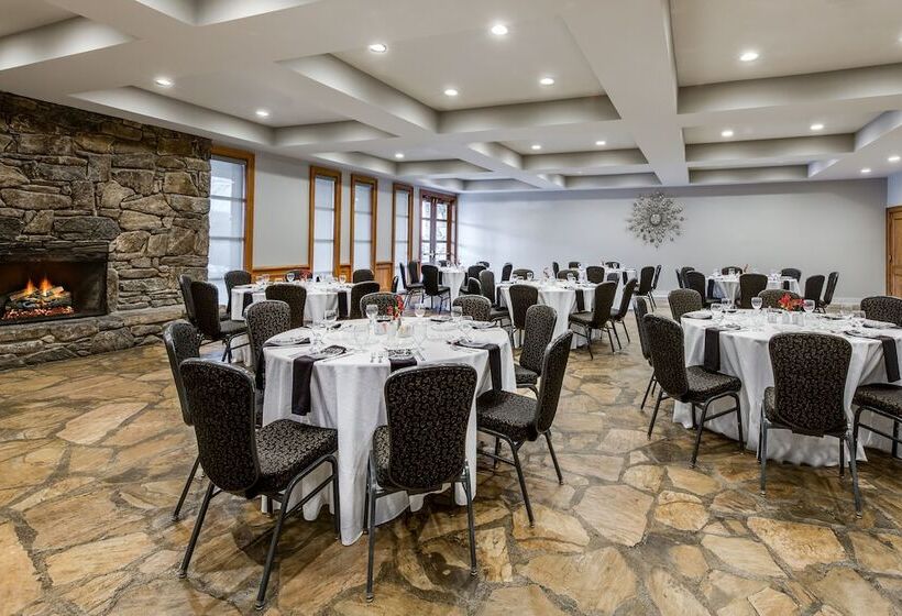 Crowne Plaza Resort Asheville, An Ihg