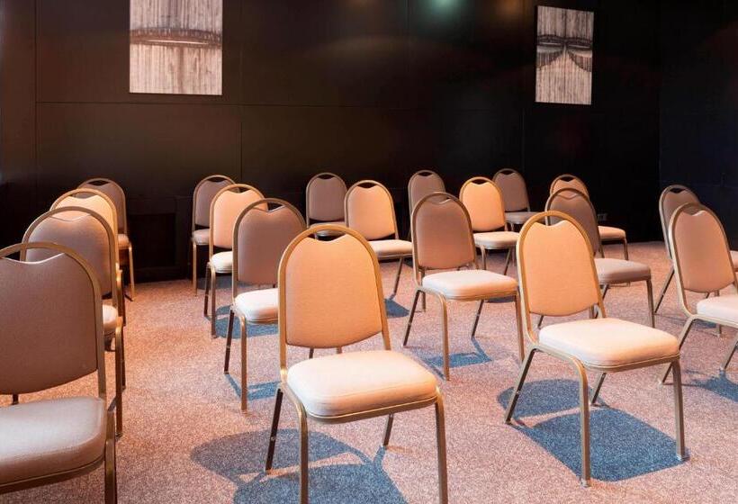 Ac Hotel Gijón By Marriott