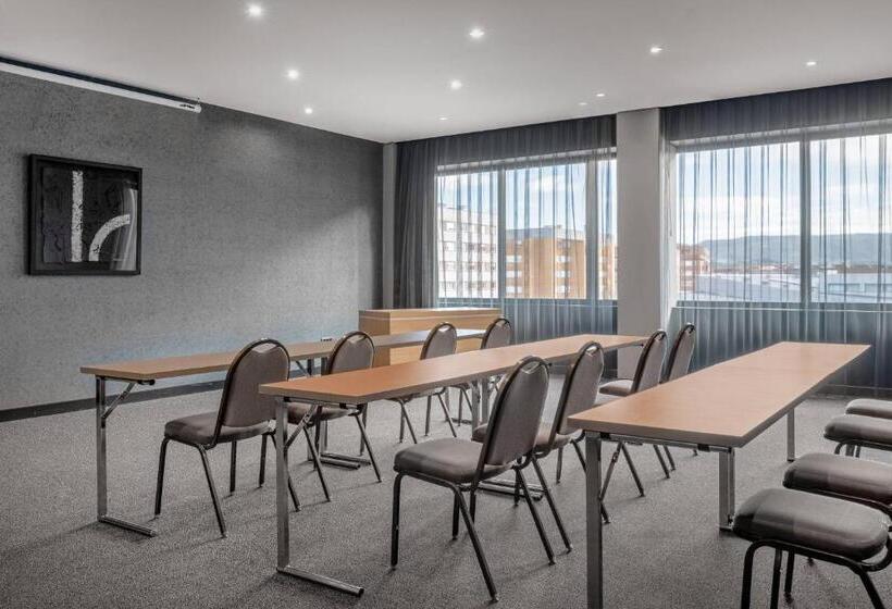 Ac Hotel Gijón By Marriott