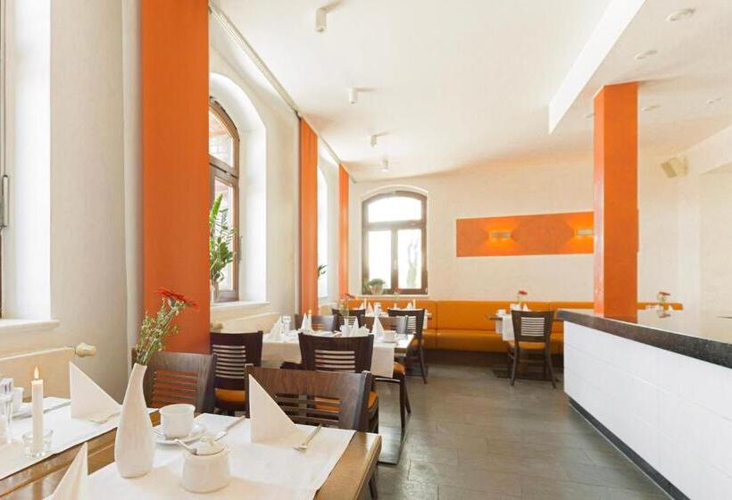 فندق Am Tiefwarensee