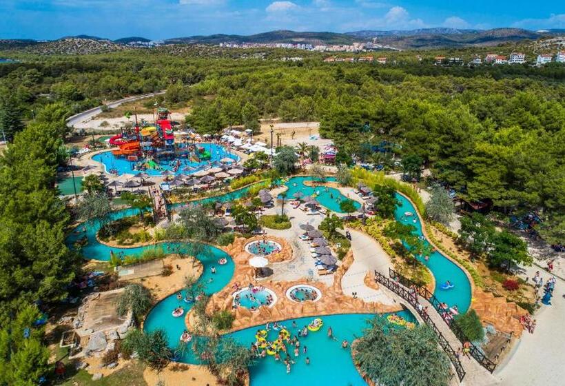 Amadria Park Family Hotel Jakov