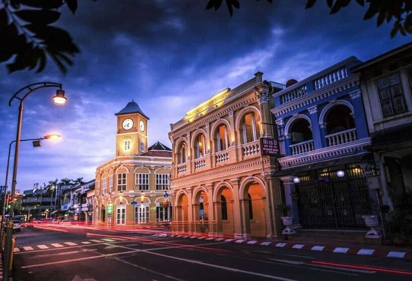فندق Amora Beach Resort Phuket