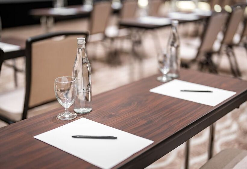 فندق Amora Beach Resort Phuket