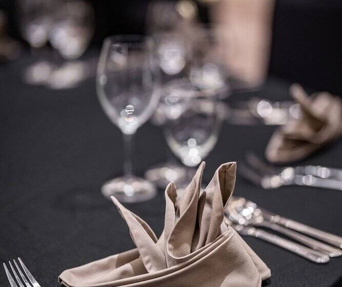 فندق Amora Beach Resort Phuket