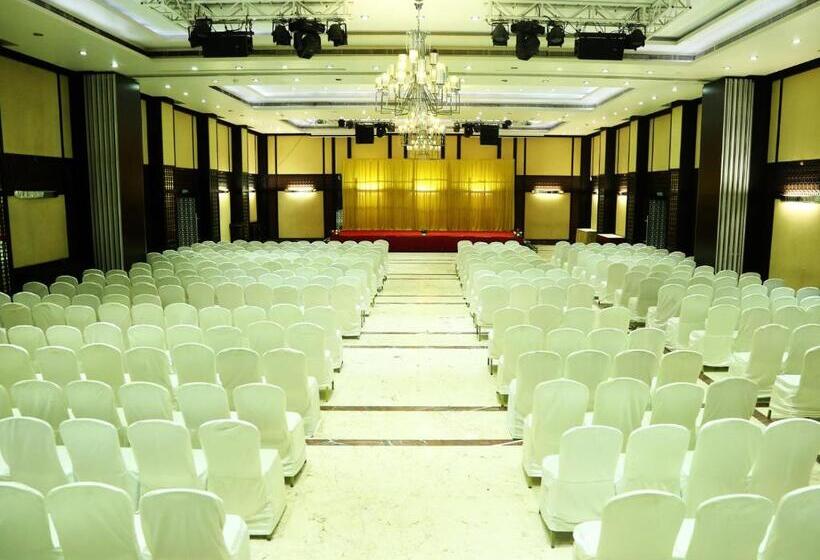 فندق Anandha Inn Convention Centre And Suites