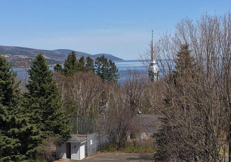 Отель Au Petit Berger