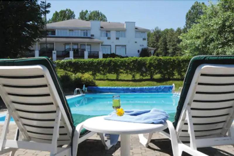 Отель Au Petit Berger