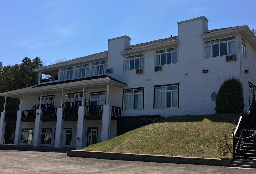 Отель Au Petit Berger