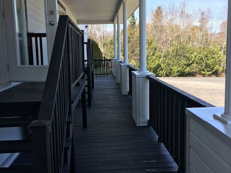 Отель Au Petit Berger