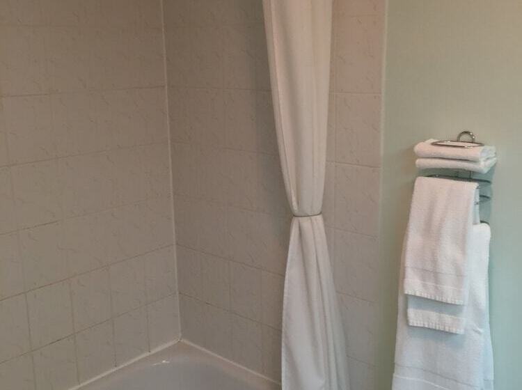 Отель Au Petit Berger