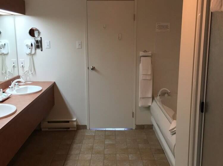 Отель Au Petit Berger