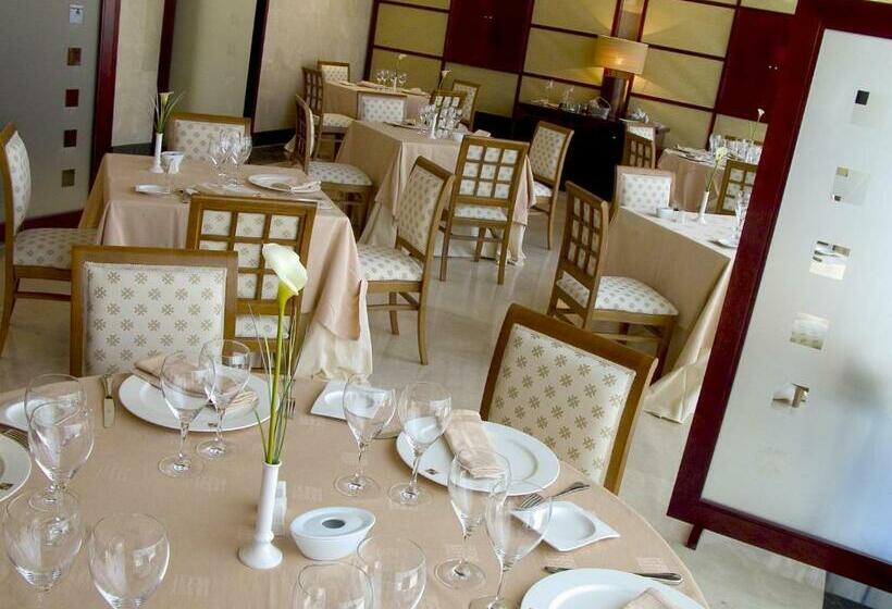 هتل Badajoz Center