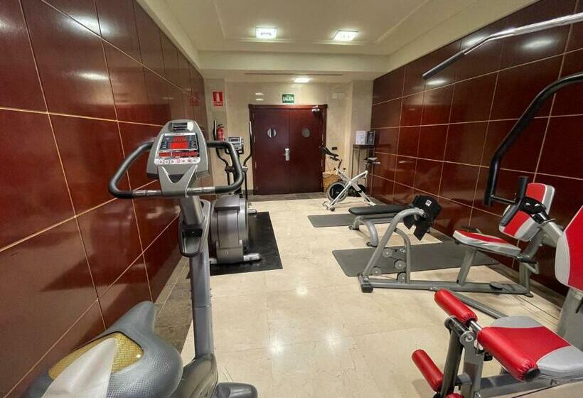 هتل Badajoz Center