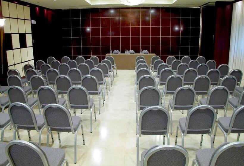 هتل Badajoz Center