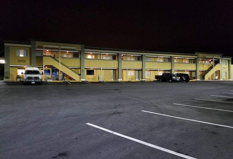 בית מלון כפרי Best Western Annapolis