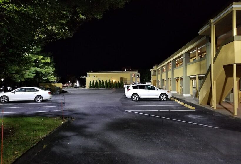 בית מלון כפרי Best Western Annapolis