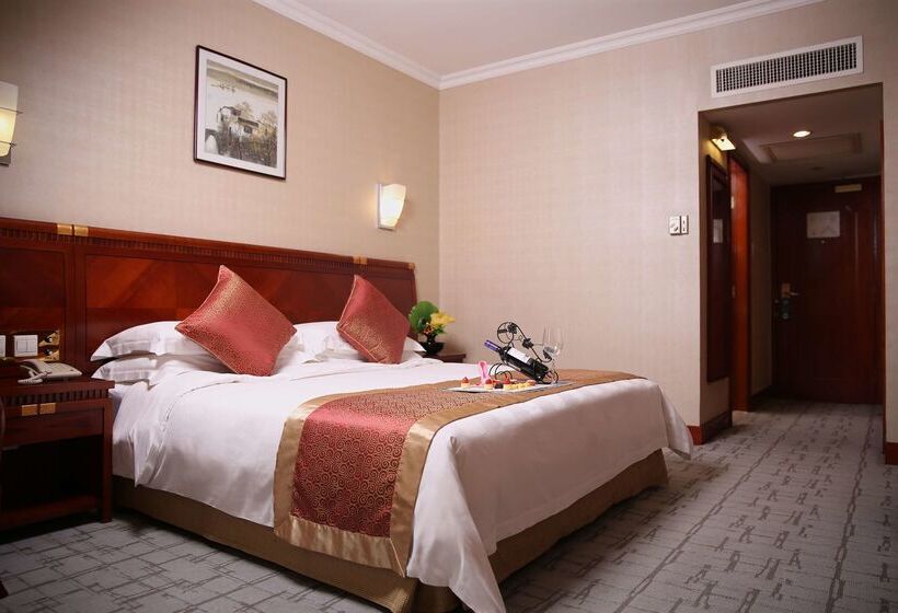 Felicity Hotel Shenzhen, Luohu Railway Station