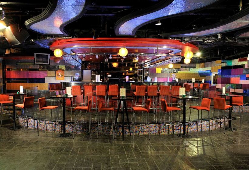 Felicity Hotel Shenzhen, Luohu Railway Station