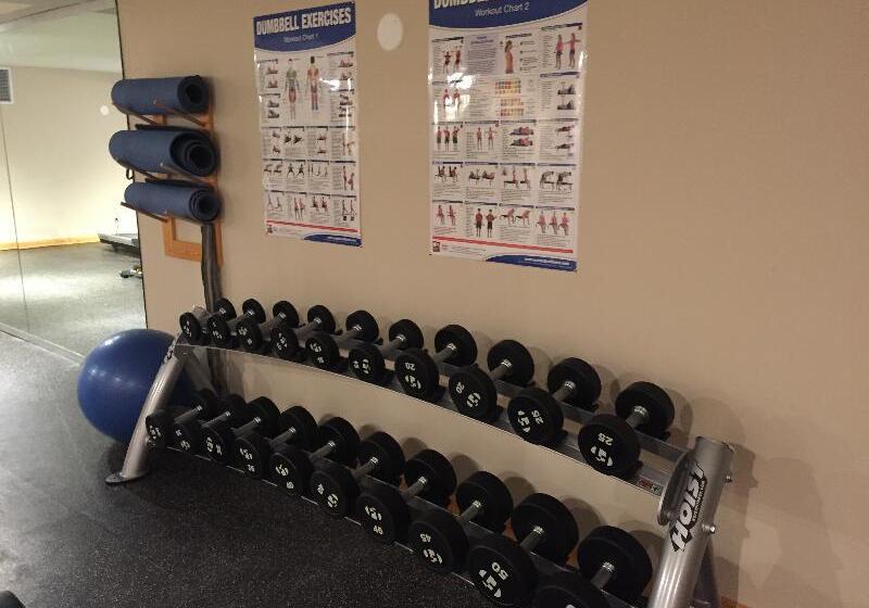 ホテル Brewster Mountain Lodge