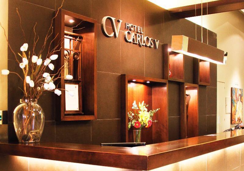 Отель Carlos V