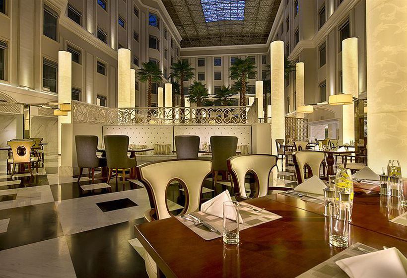 فندق Celebrity City