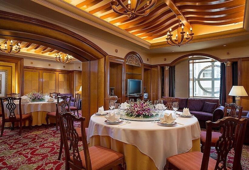 호텔 Celebrity International Grand