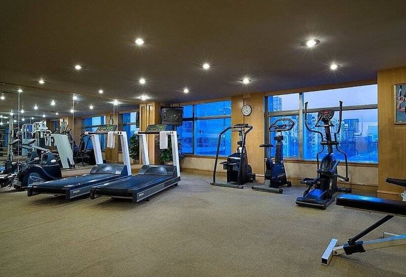 호텔 Celebrity International Grand