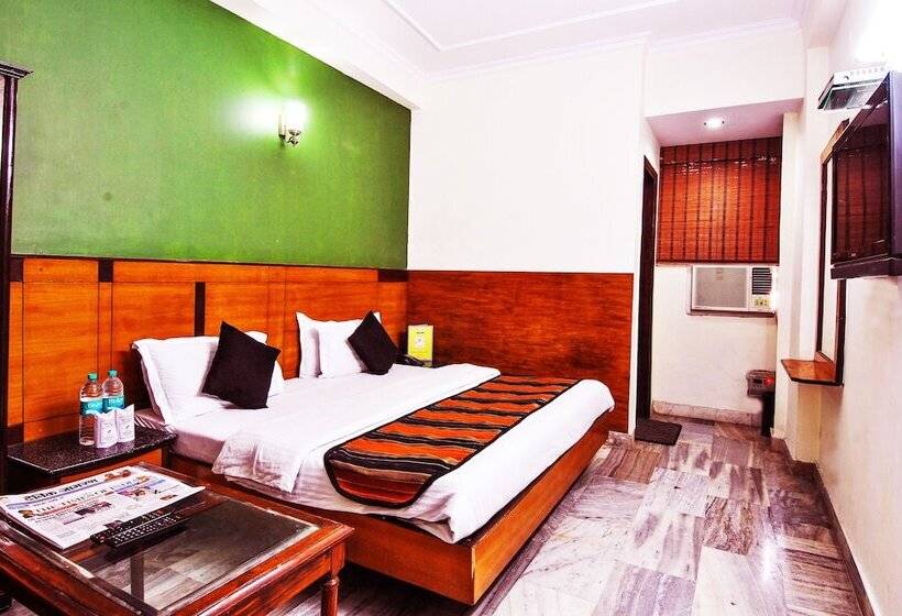 בית מלון כפרי Chand Palace