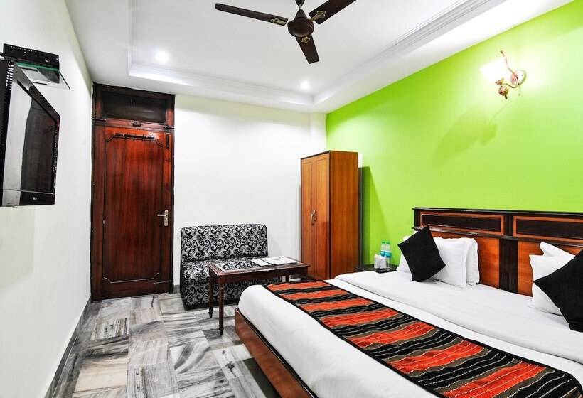 בית מלון כפרי Chand Palace