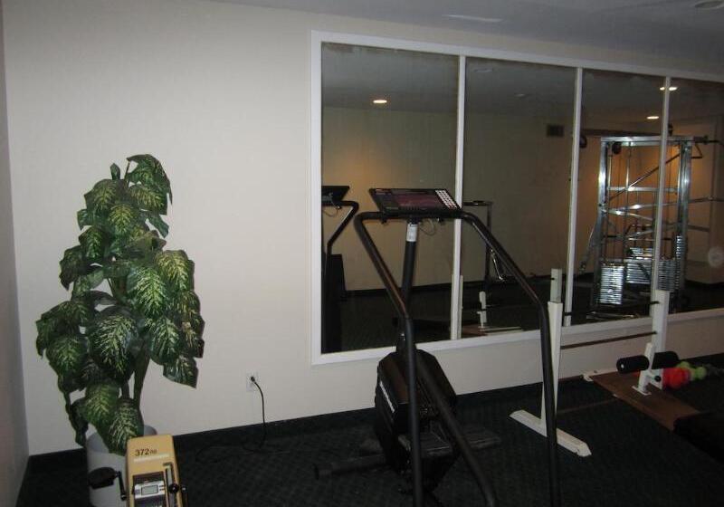 בית מלון כפרי Clearwater Lodge