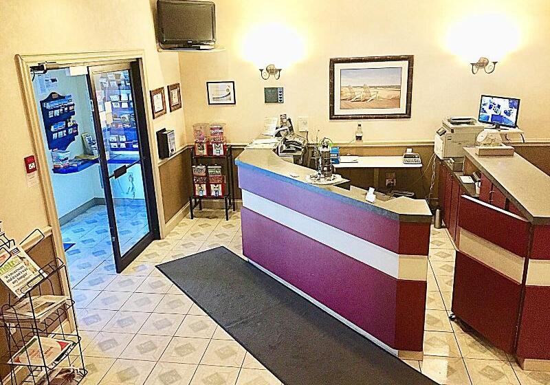 酒店 Coastal Inn Dartmouth