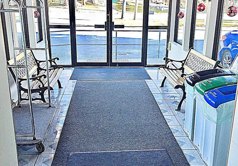 酒店 Coastal Inn Dartmouth