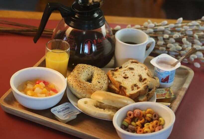 فندق Coastal Inn Kingfisher